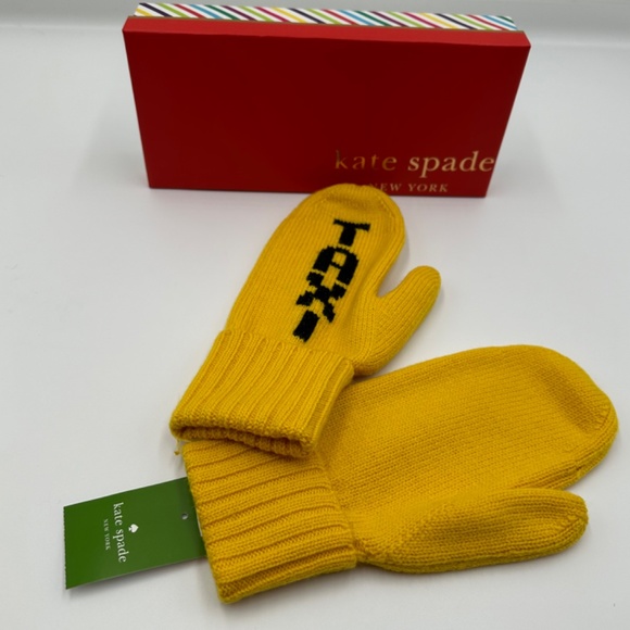KATE SPADE “TAXI” mittens - Picture 6 of 7